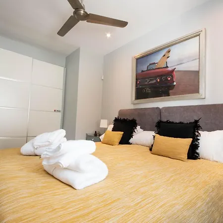 Encantadora Junto A La Playa En Monteros Con Seguridad 24 Villa *