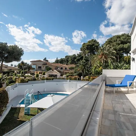Encantadora Junto A La Playa En Monteros Con Seguridad 24 * Marbella